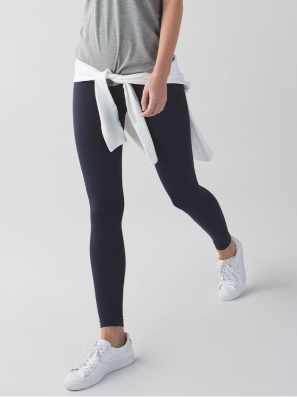 Lululemon Zone In Tight Sz 4